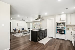 NW 15th Dr-010.jpg