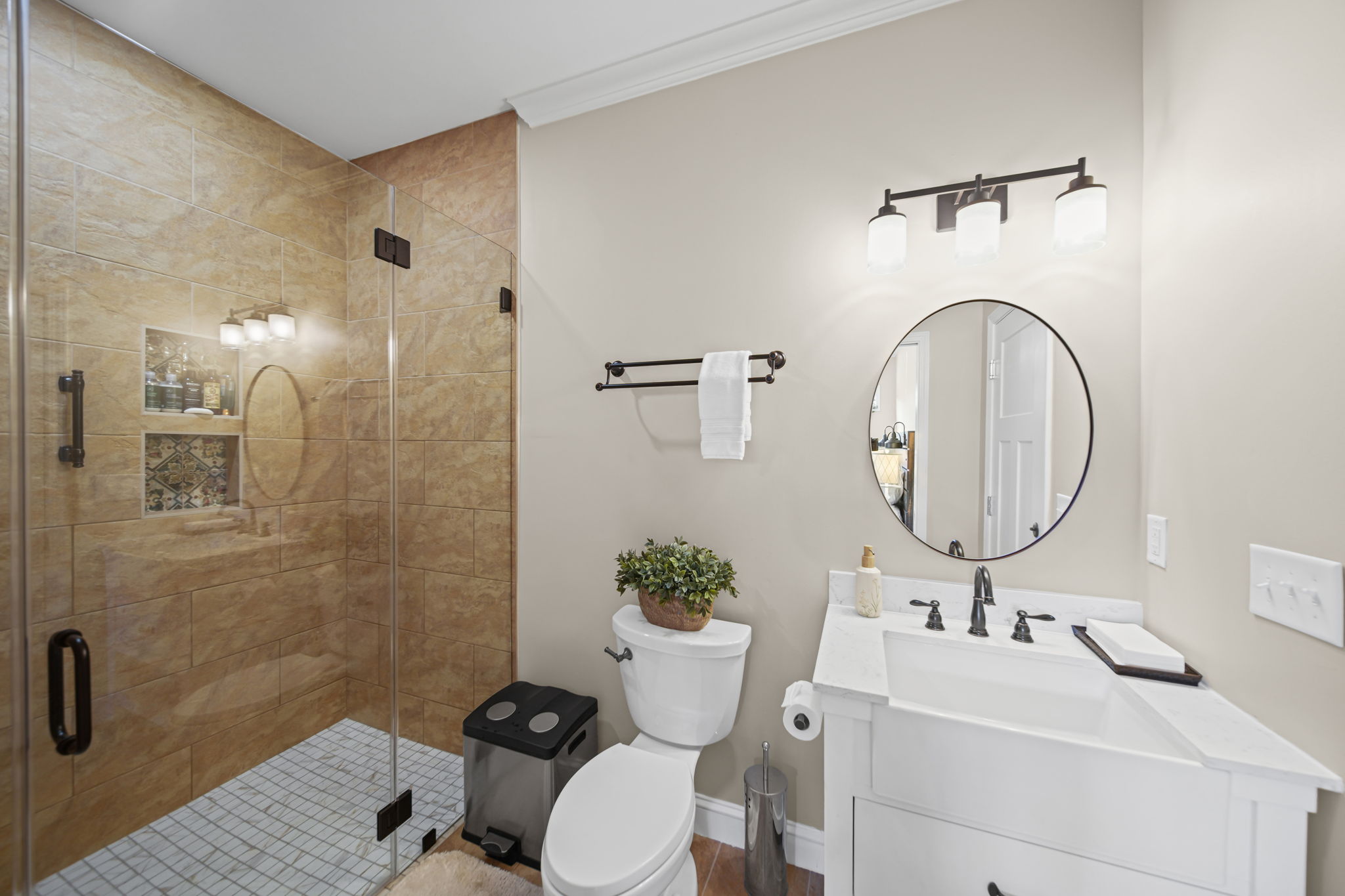 Detached Guest Suite Bathroom