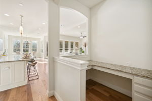  Photo 43