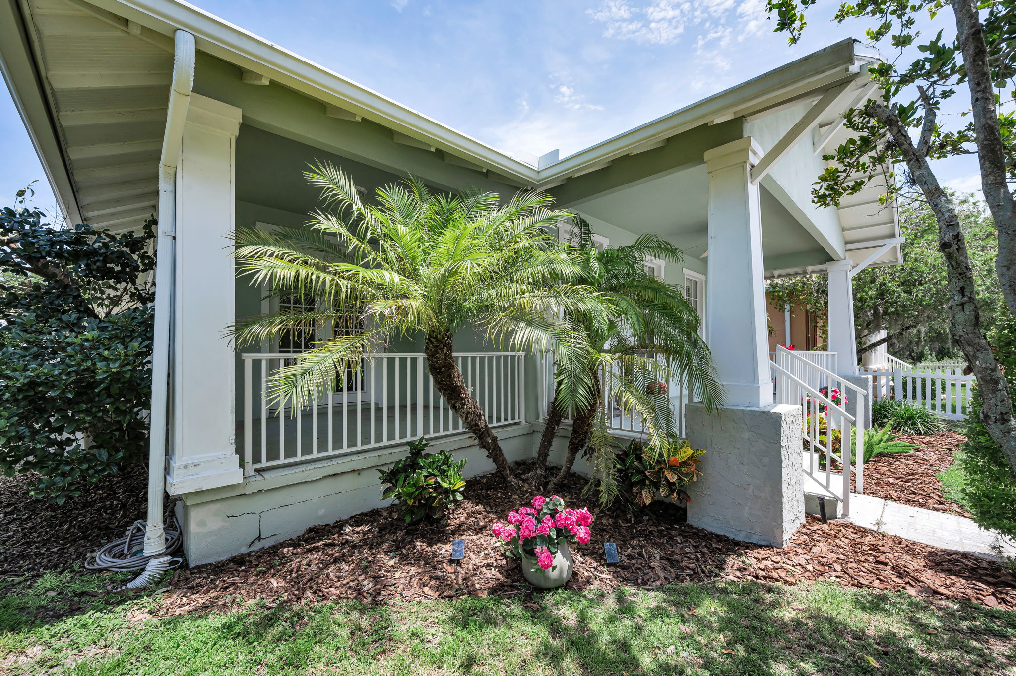 Front Exterior14
