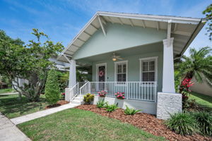 Front Exterior11