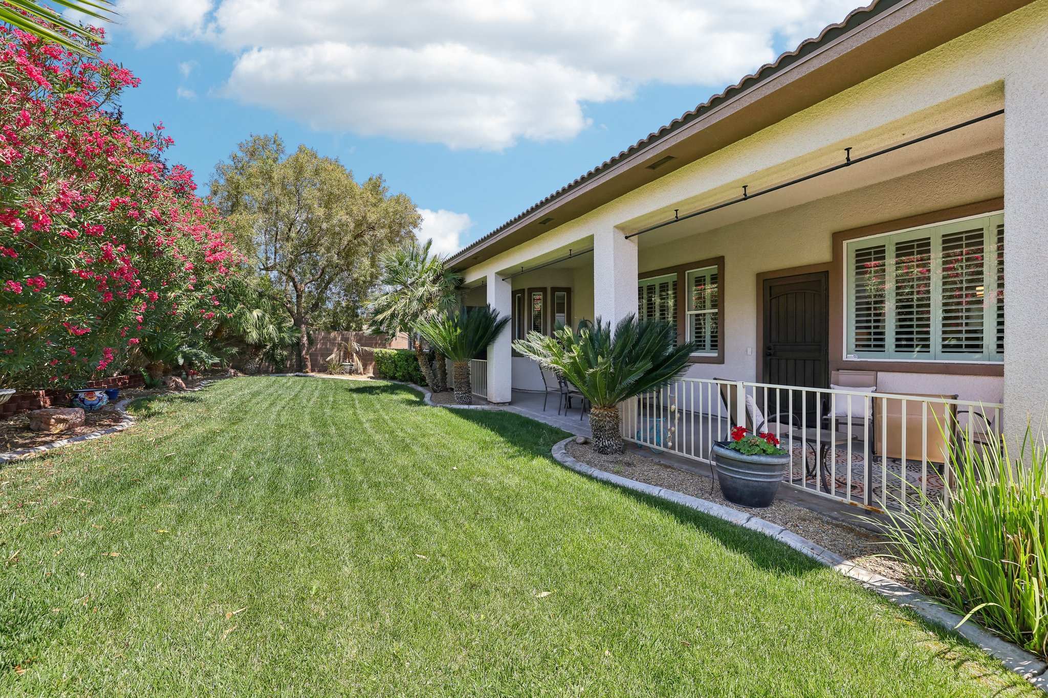 Stanberry Ave-2205-042.jpg