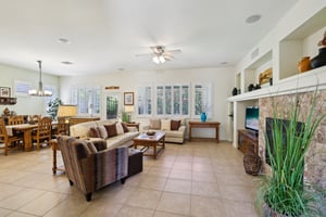 Stanberry Ave-2205-006.jpg