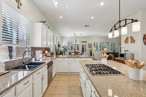 Stanberry Ave-2205-016.jpg
