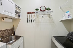 Stanberry Ave-2205-029.jpg