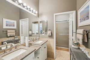 Stanberry Ave-2205-031.jpg