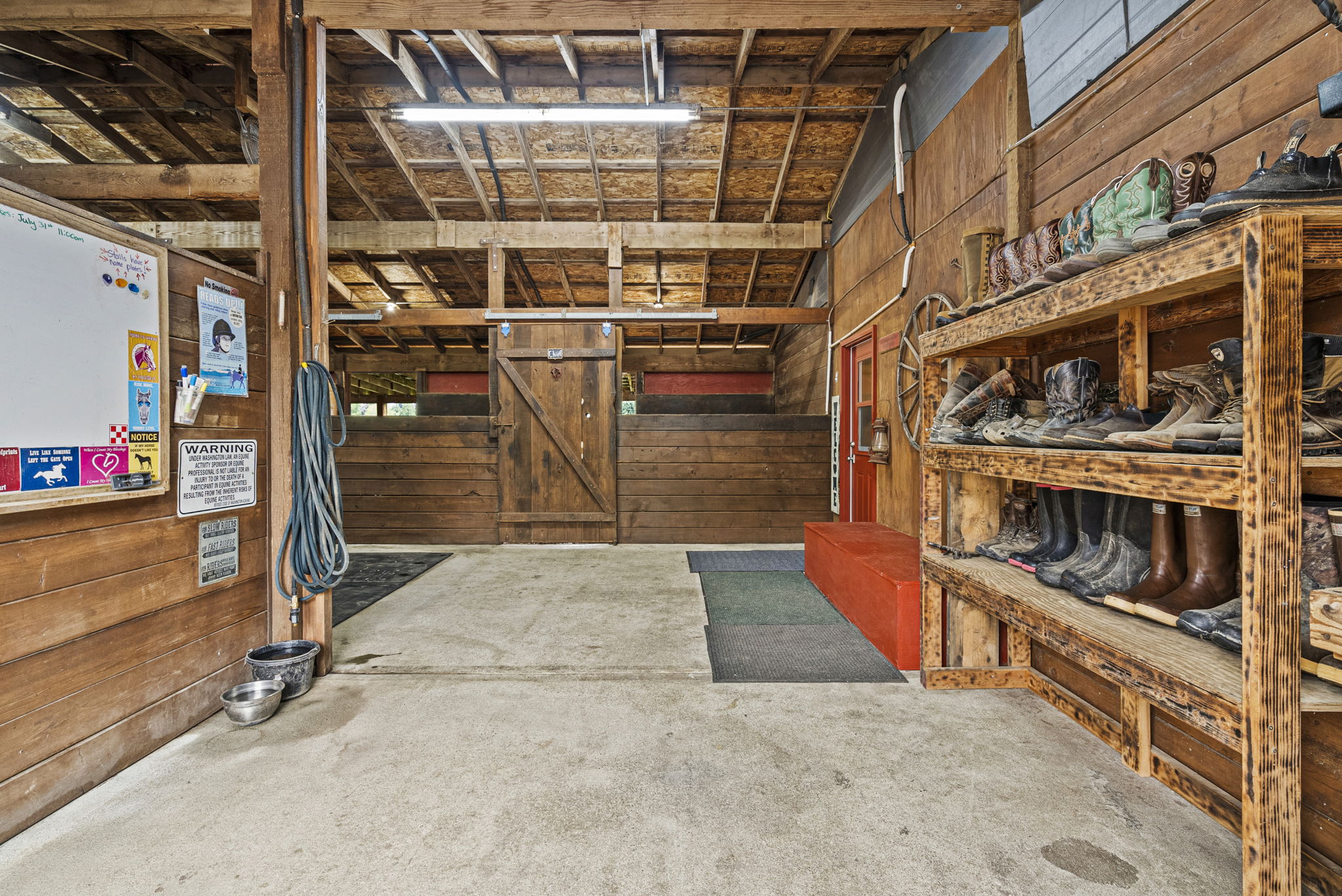 Convenient side entrance to the attached barn