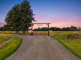 The beauty of Keystone Ranch begins at the gate