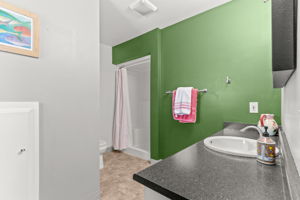  Photo 44