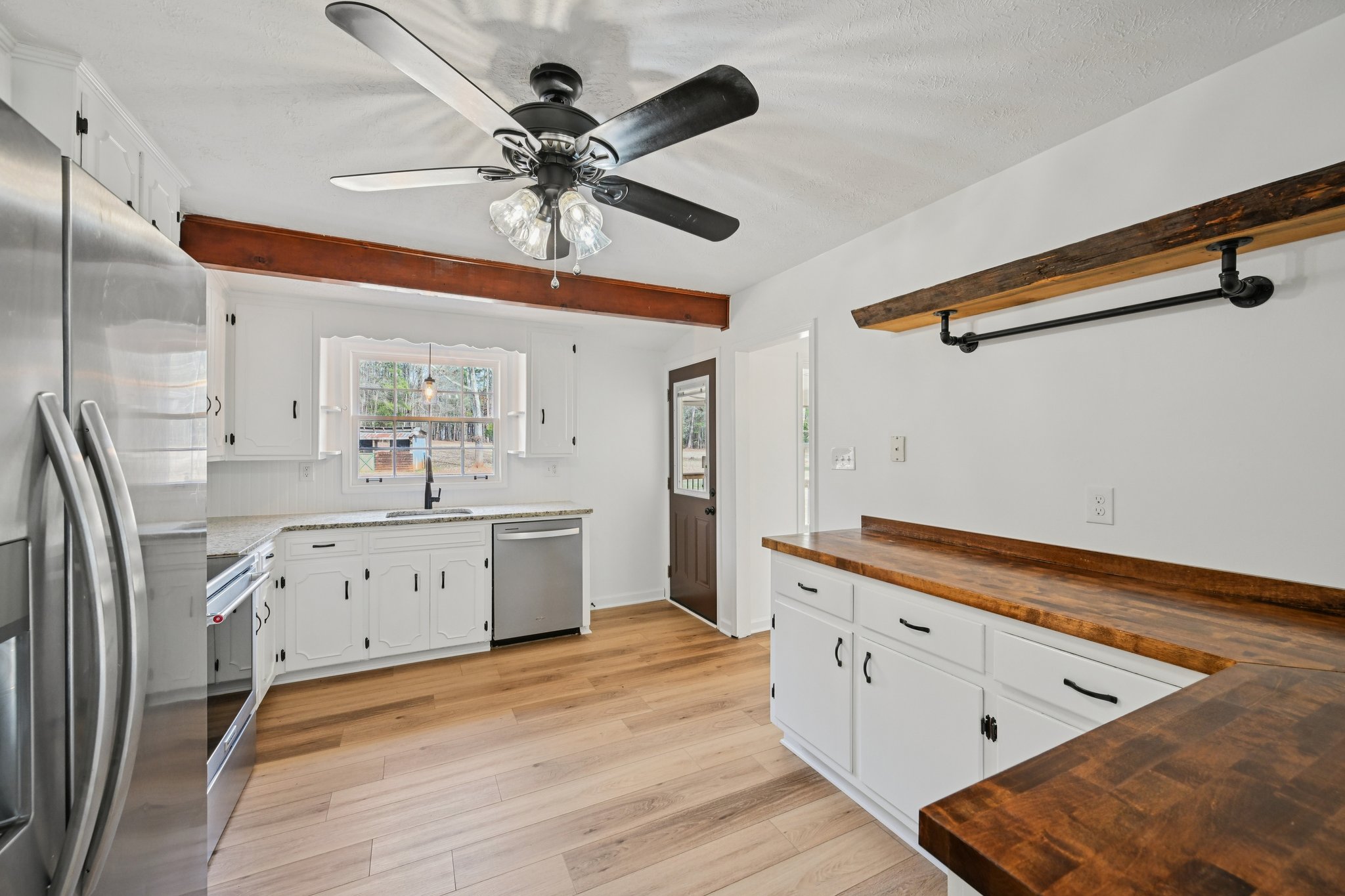 Cooper Ln-S2201-018.jpg