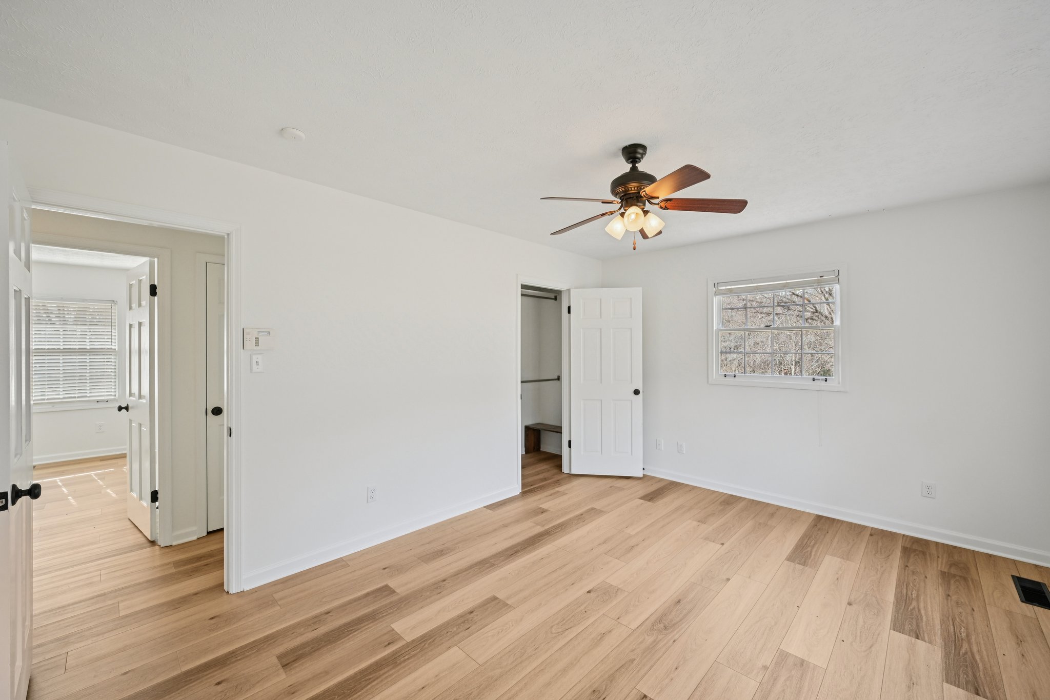 Cooper Ln-S2201-031.jpg