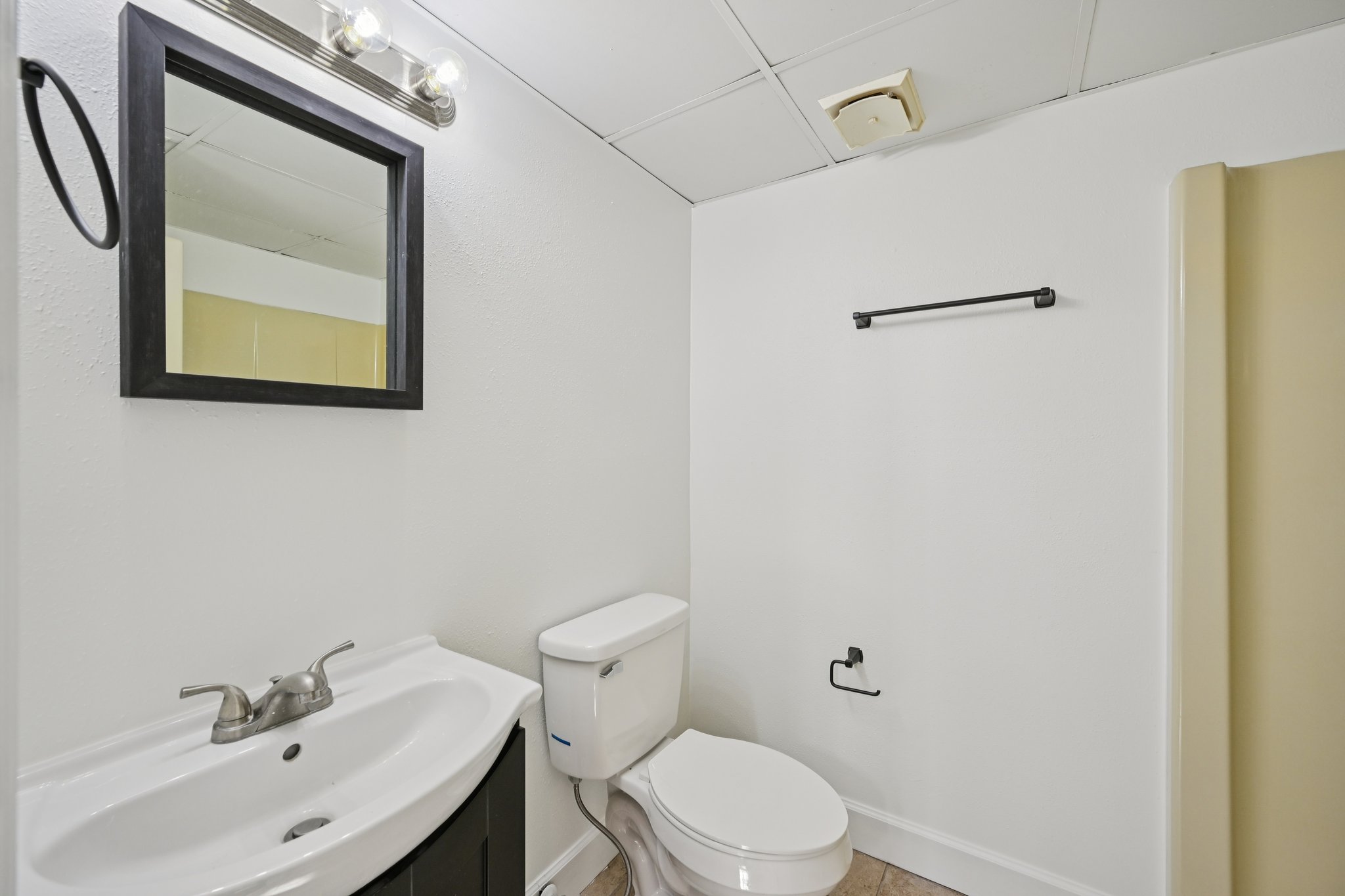 Cooper Ln-S2201-040.jpg