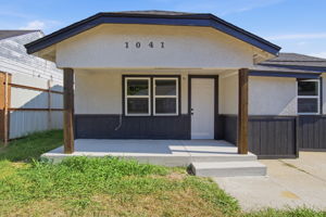  Photo 23