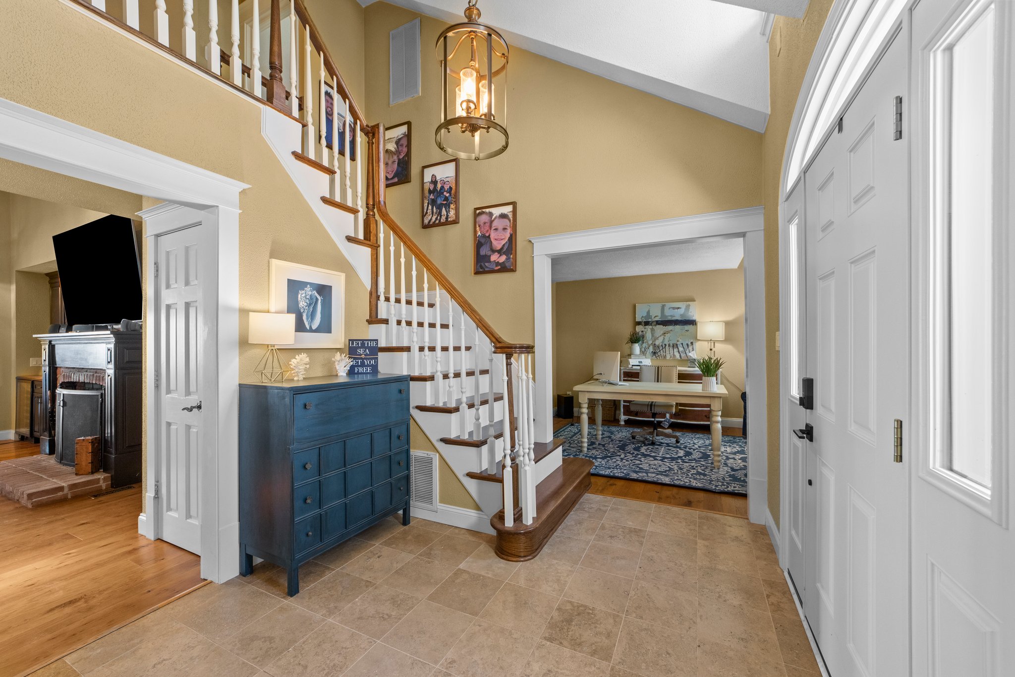 1041 Taft Rd, Chesapeake, VA 23322