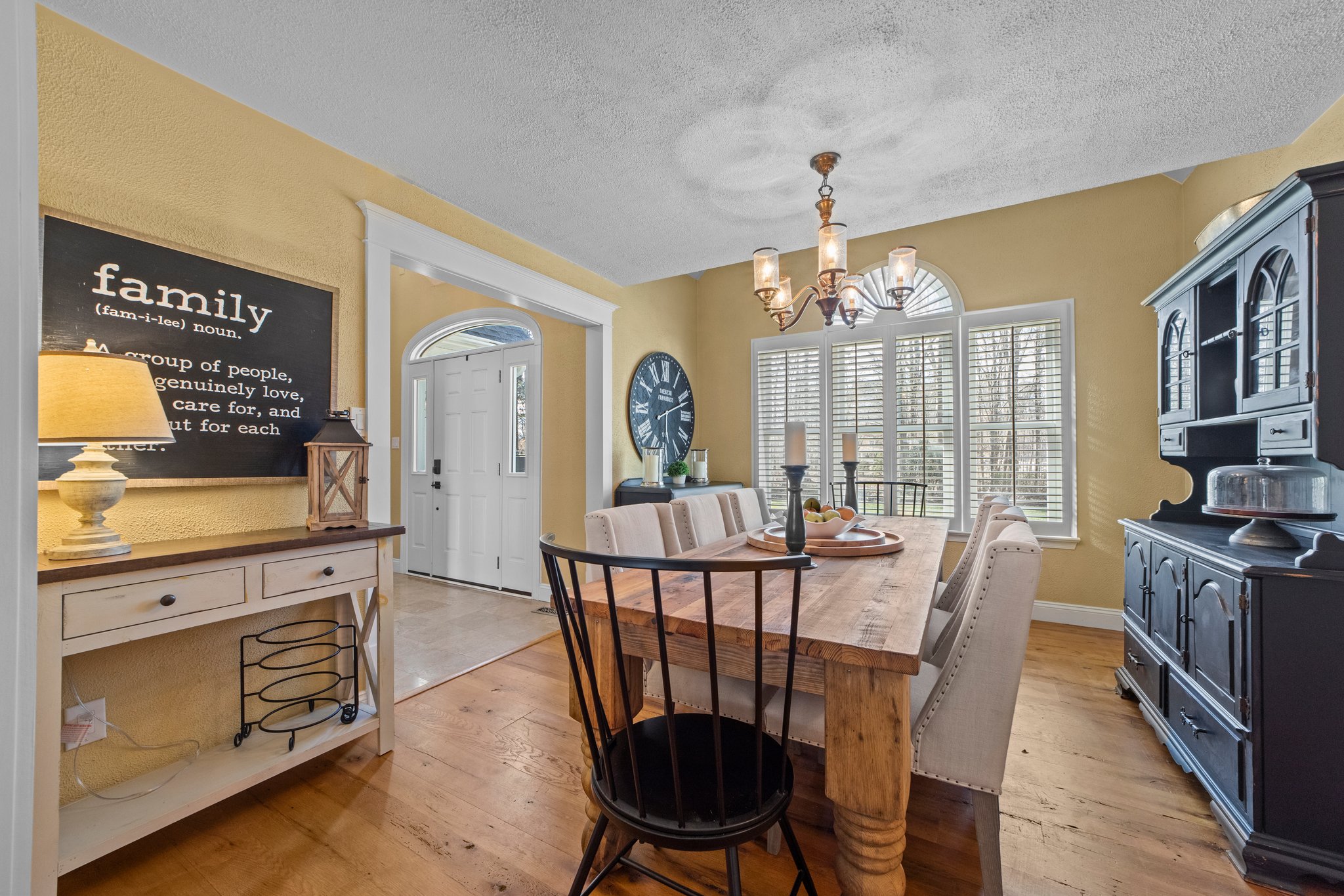 1041 Taft Rd, Chesapeake, VA 23322