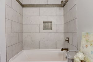Charles St-028