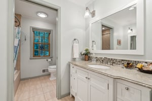 Upper Level - Bathroom