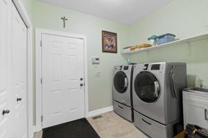  Photo 35
