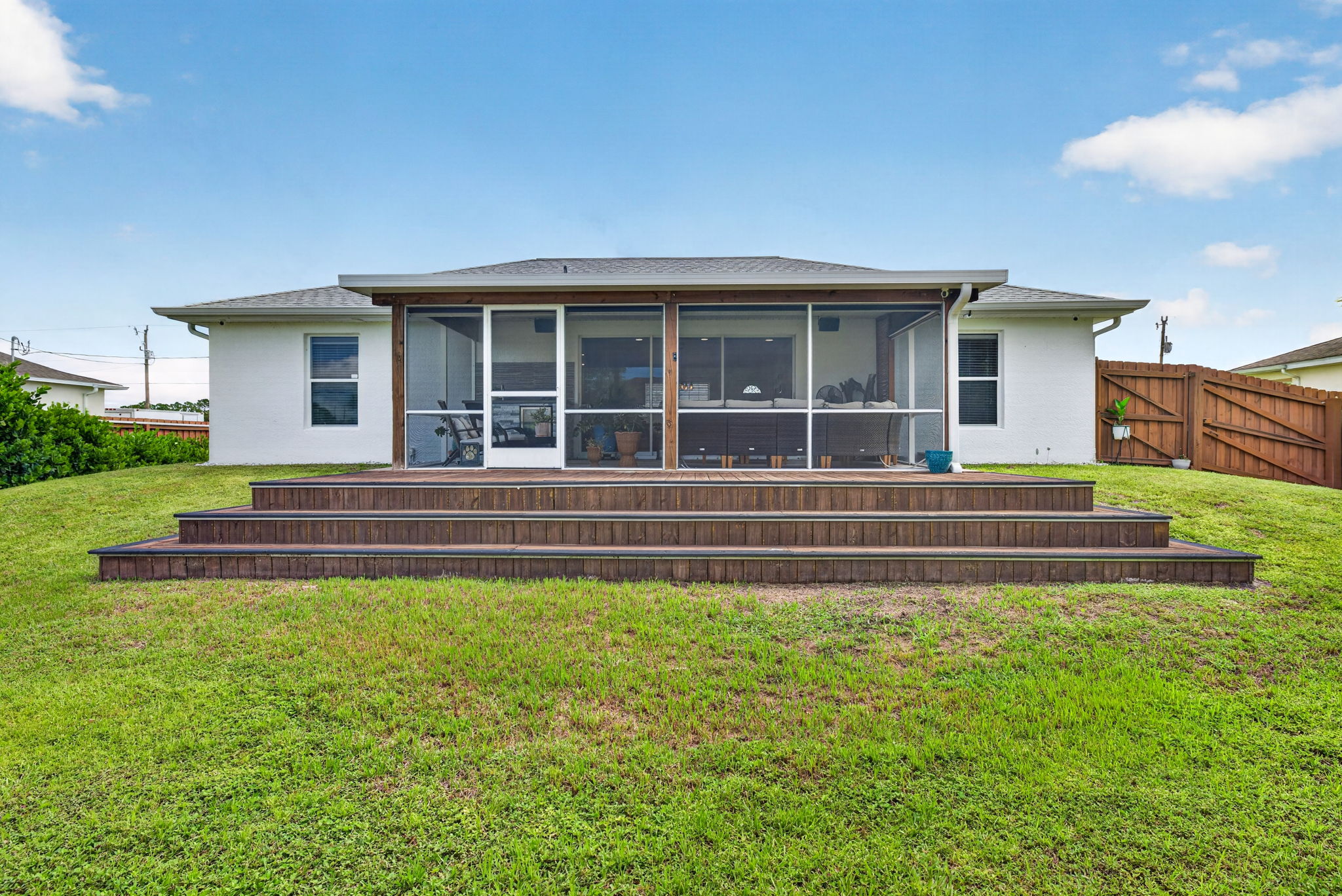 Rear Exterior 1 of 3