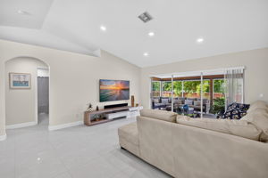 Living Room 3 of 5