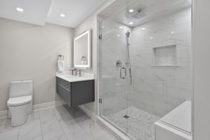  Photo 48