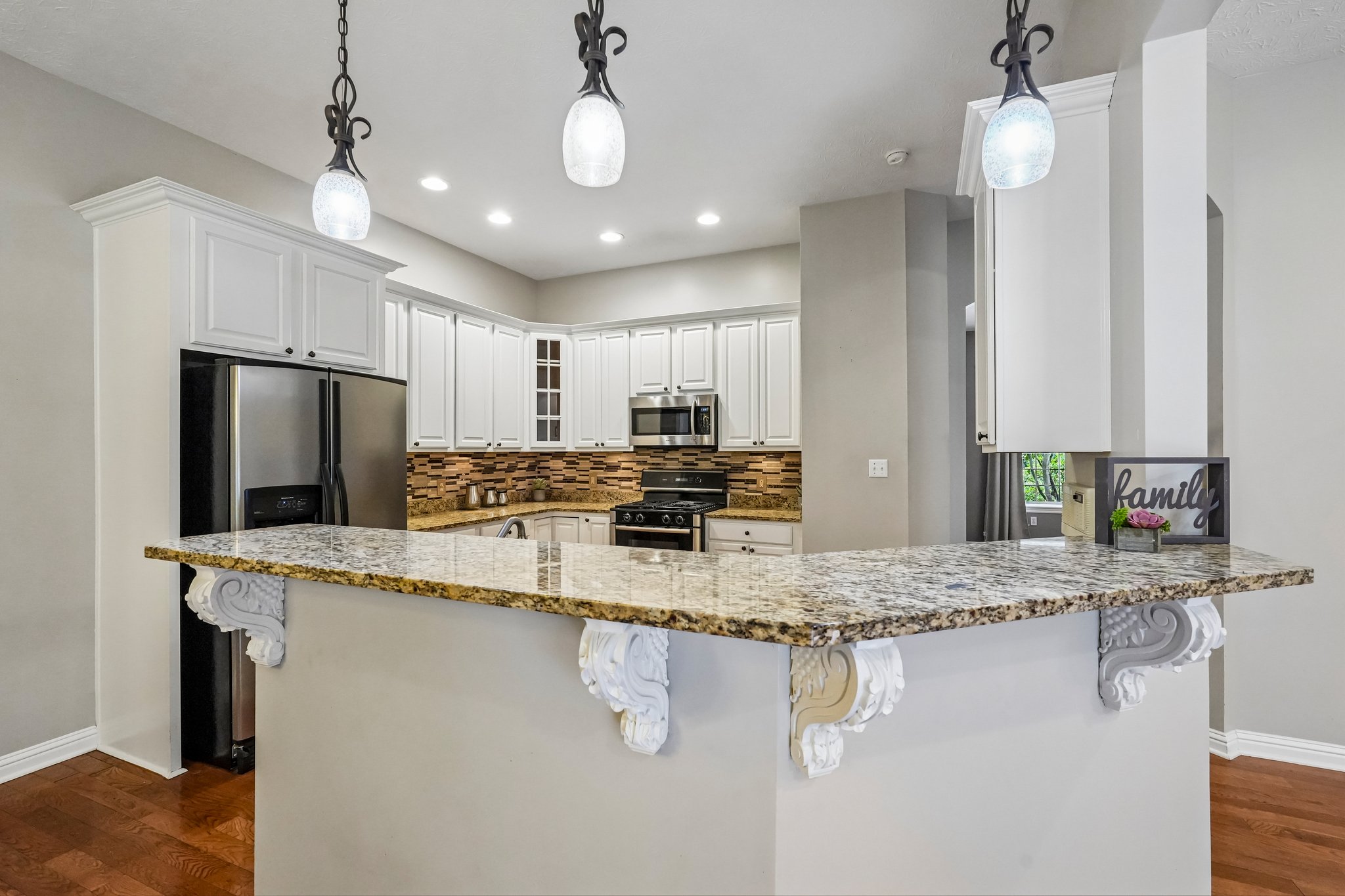 Beaver Ridge Dr-S0907-027.jpg