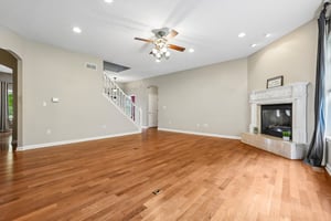 Beaver Ridge Dr-S0907-016.jpg