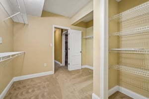 Beaver Ridge Dr-S0907-055.jpg
