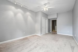 Beaver Ridge Dr-S0907-075.jpg