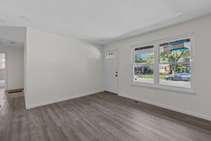 10422 Royal Dr, St. Louis, MO 63136, USA Photo 6
