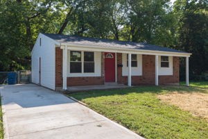 10422 Royal Dr, St. Louis, MO 63136, USA Photo 1
