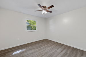 10422 Royal Dr, St. Louis, MO 63136, USA Photo 18