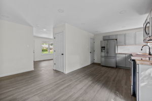 10422 Royal Dr, St. Louis, MO 63136, USA Photo 8