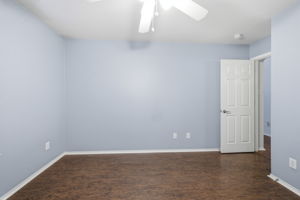  Photo 34