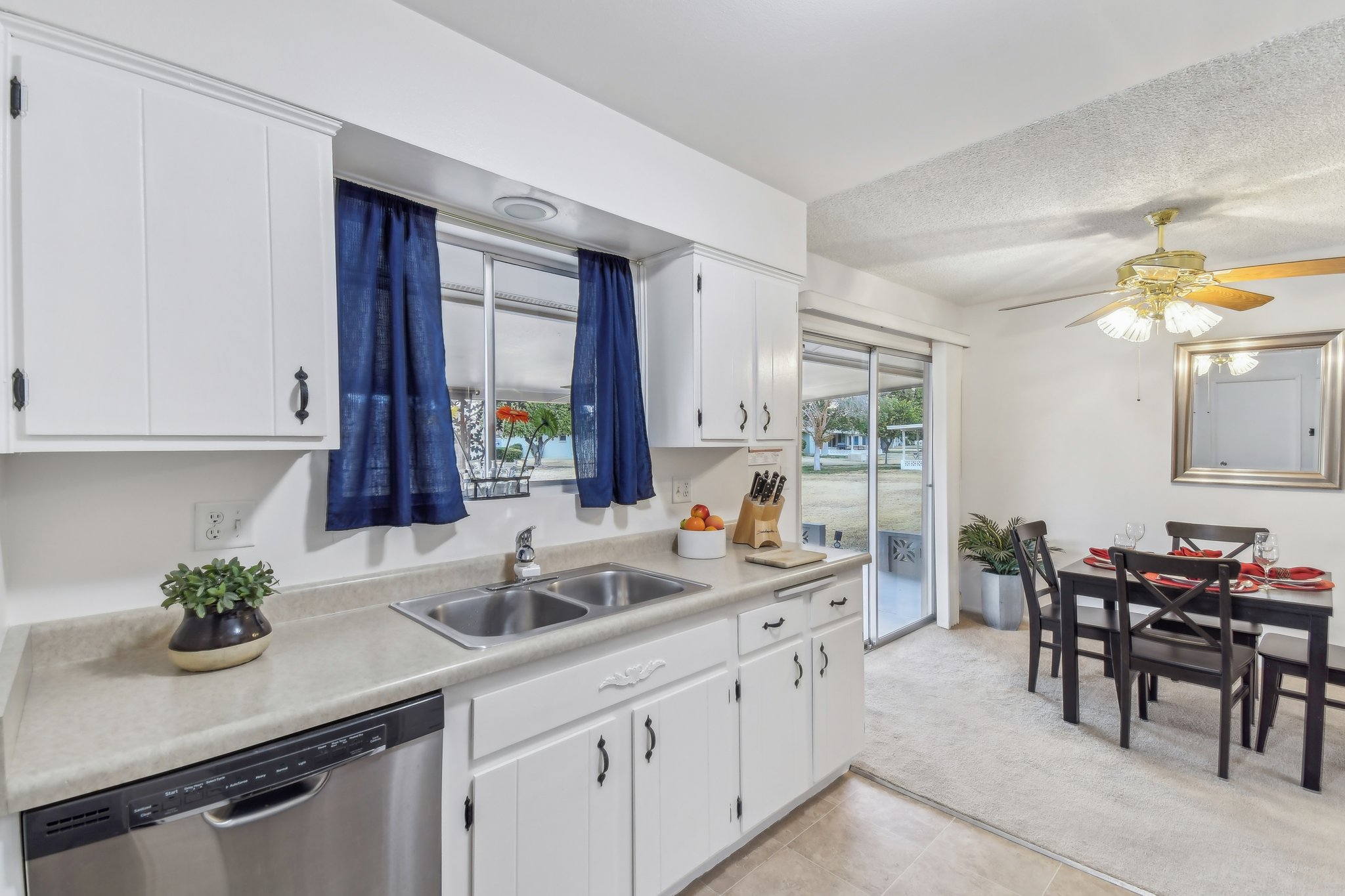 W Roundelay Cir-015.jpg