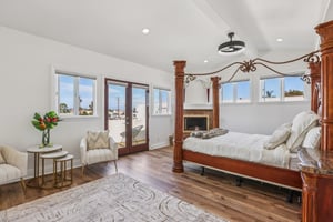 9th St-L2308-022.jpg