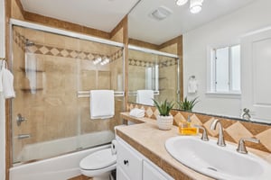 9th St-L2308-029.jpg