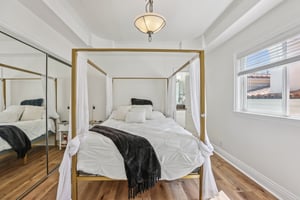 9th St-L2308-032.jpg