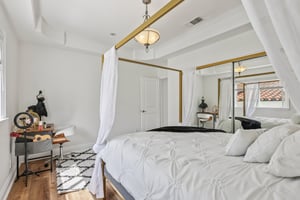 9th St-L2308-033.jpg