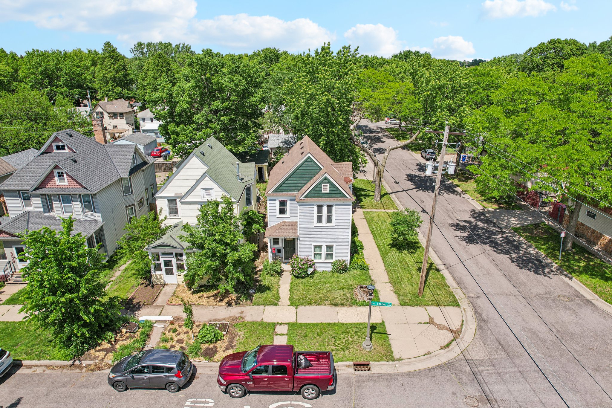 Charles Ave-046.jpg