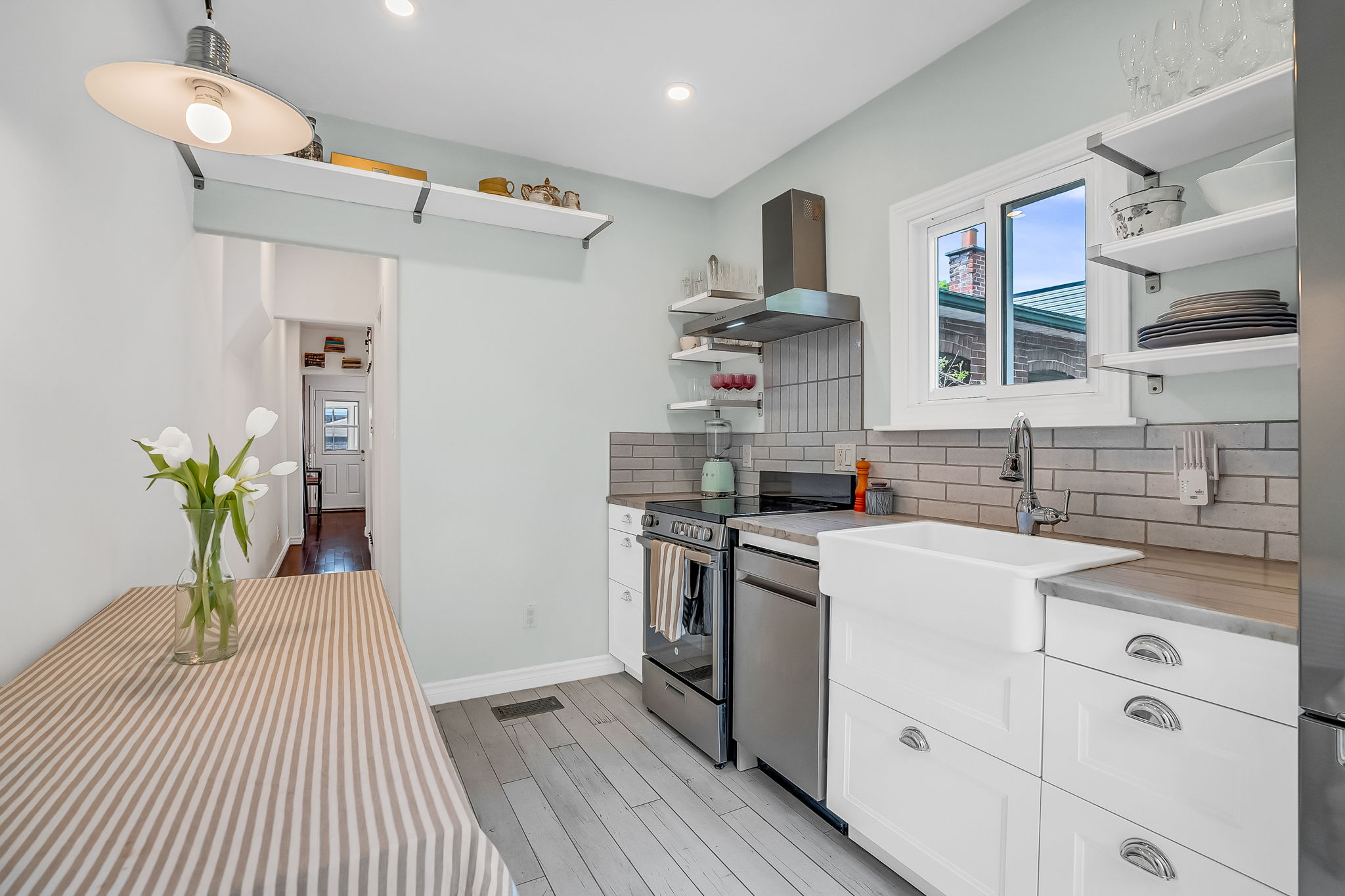 21-kitchen3