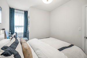 17-bedroom4