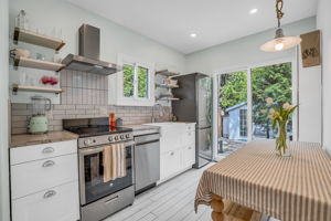 19-kitchen1