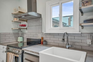 22-kitchen4