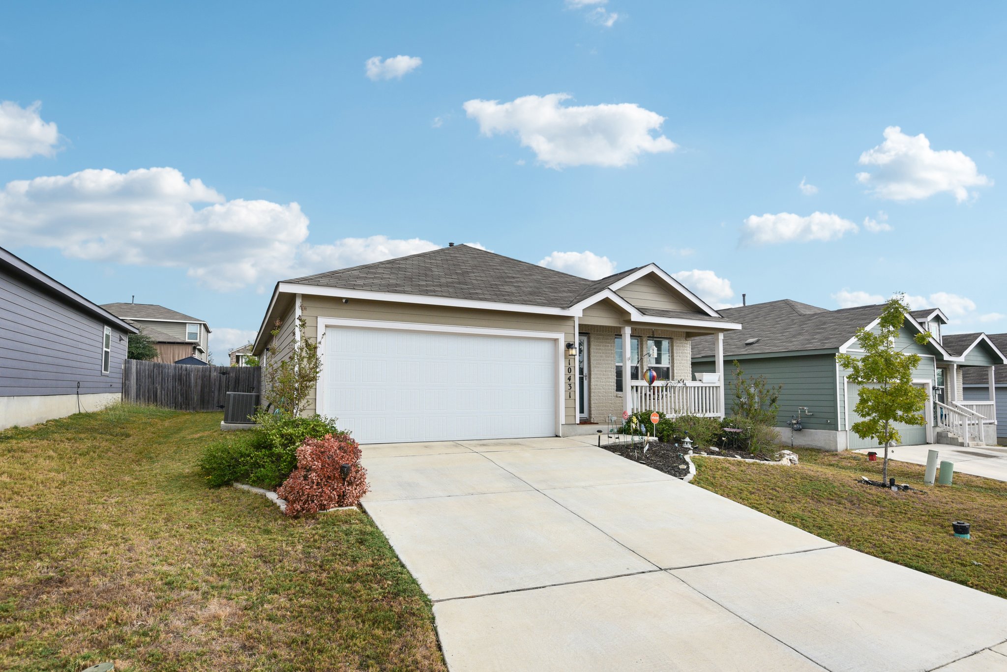 De Gonzalo Way-006.jpg