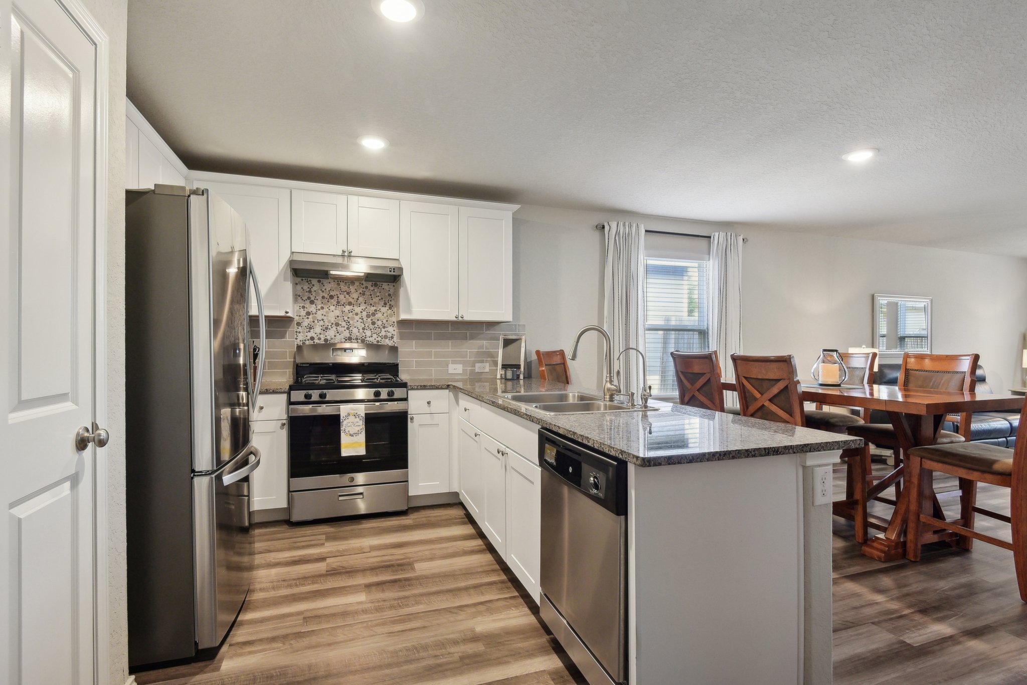 De Gonzalo Way-015.jpg