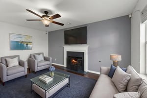 DSC08795 virtually staged.jpeg