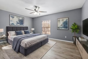 DSC08824 virtually staged.jpeg