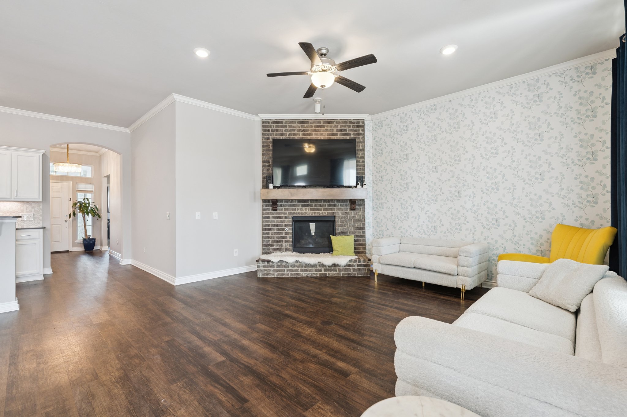 10436 NW 34th St_013.jpg