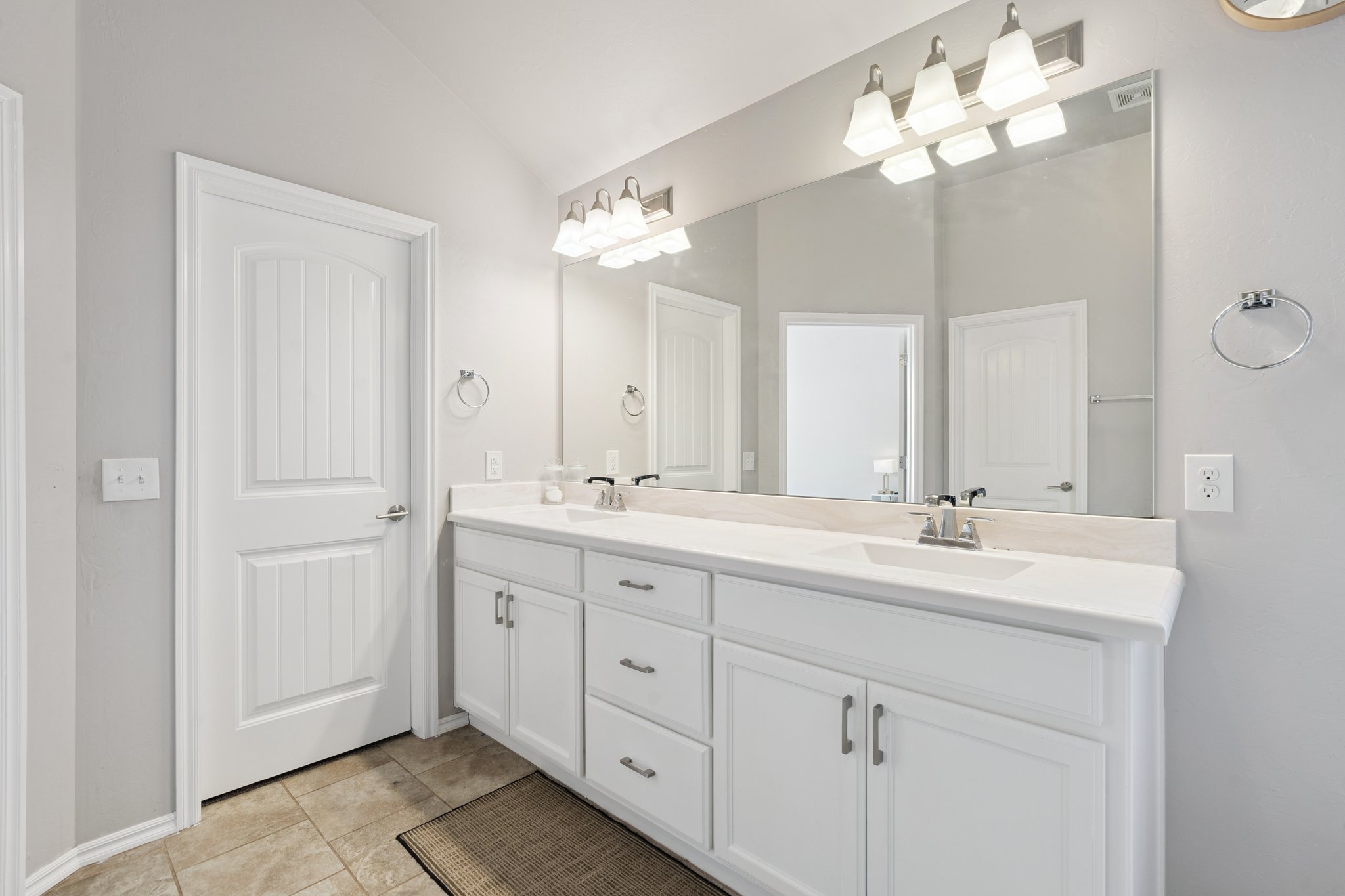 10436 NW 34th St_028.jpg